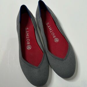 Rothy’s Flat around Toe